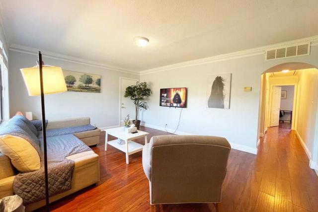 570 BayFair 5Br Coze home with Greatviews