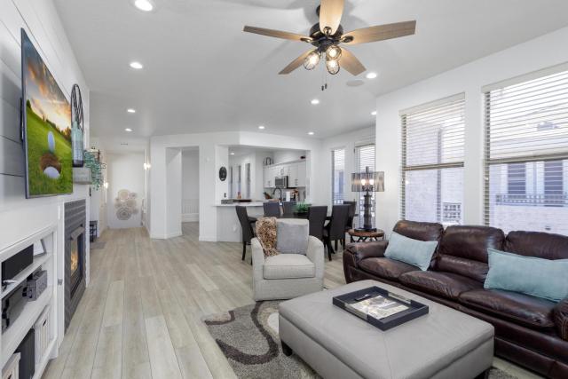 Golf View, Prime Area, Heated Pool, Spa, Luxury
