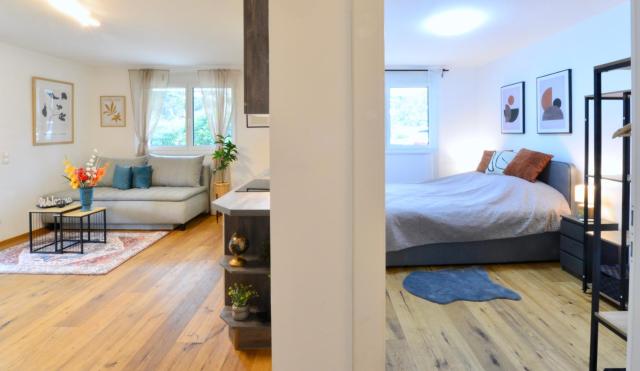New with Parking and Metro in front of the House