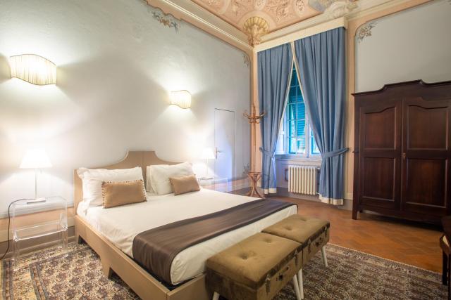 Villa Alta - Residenza d'epoca con piscina