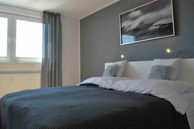 Skyline Appartement mit Pool and Netflix