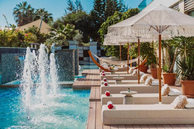 TUl BLUE Side Adult Only 16 Plus - Ultra All Inclusive