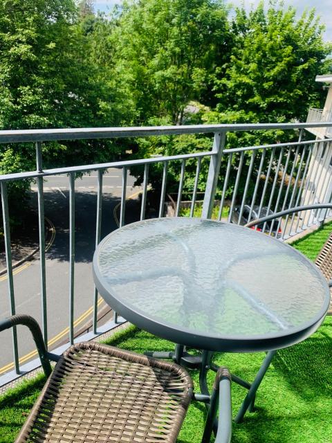 Quarry House,Chic and Quirky 3 Storey Home, Lake Access