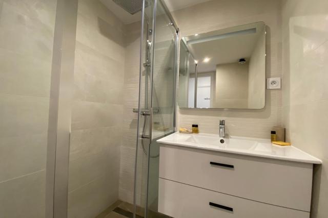06BD - Nice 6-person apartment facing the slopes