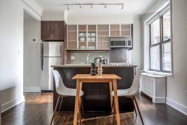 UWS 1br w doorman gym close to central park NYC-1242