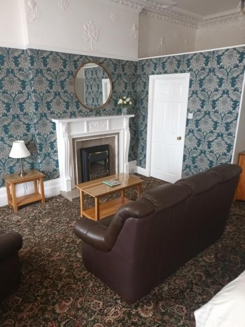 Eden Vale Ground Floor Sea View Apartment
