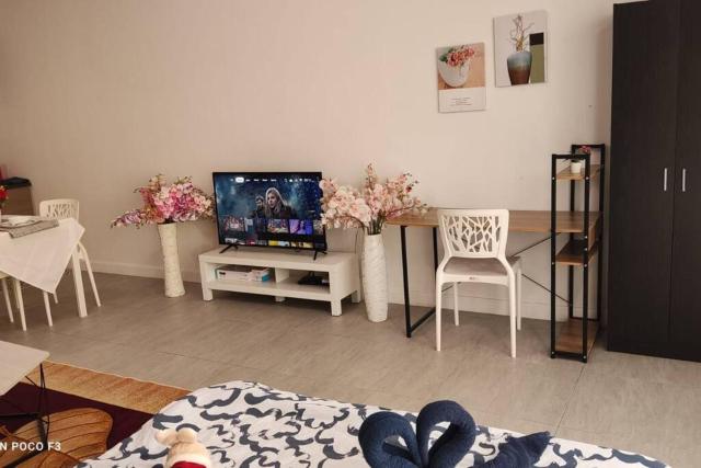 BS412-Self-check-in-Wi-fi-Netflix-Pool-Parking-Klia, 5084