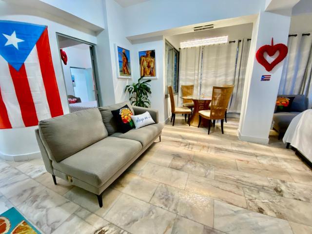 In the heart of Condado a 2 Bedroom Apartment Balcony