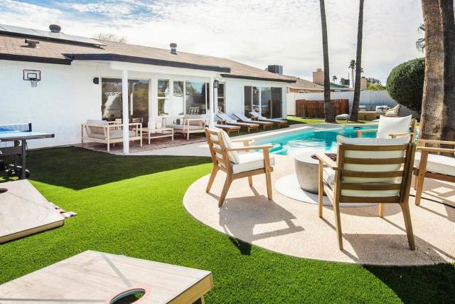 Scenic 4BR Villa Heated Pool & Games