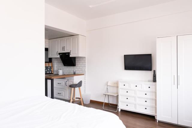 1930 French Minimalist Apartment