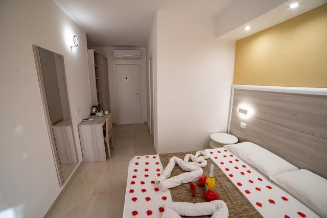 B&B Jerocades