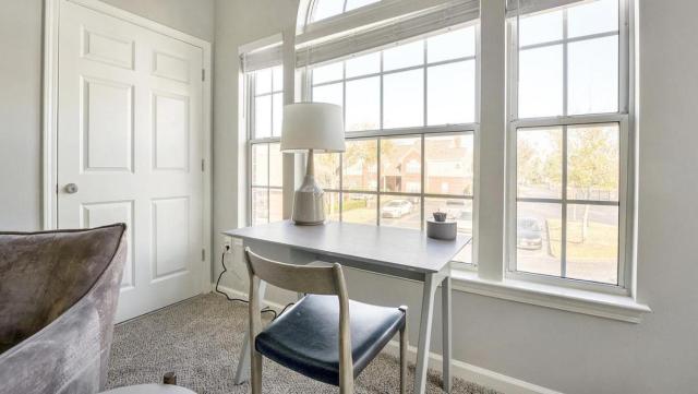 Landing Modern Apartment with Amazing Amenities (ID8483X95)