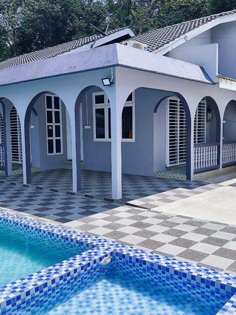 D’wokah Roomah Pool & Space