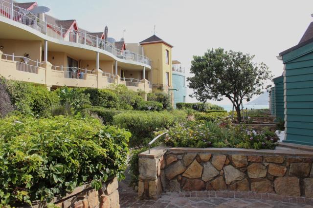 Beachfront Terrace 1 Hout Bay, Cape Town