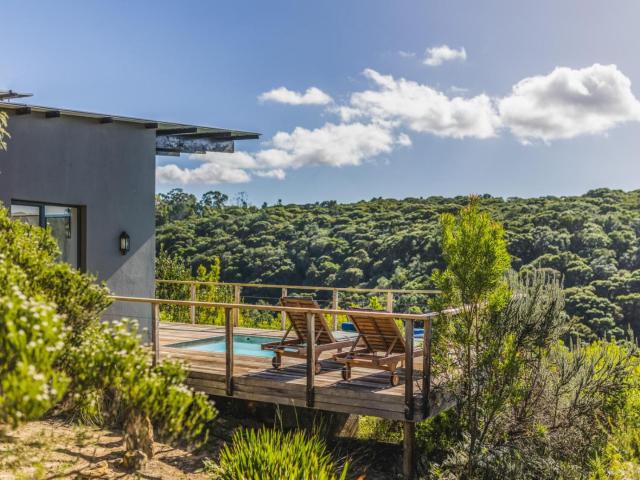 Cliffside Suites