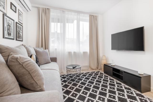 Chic Monochrome Flat