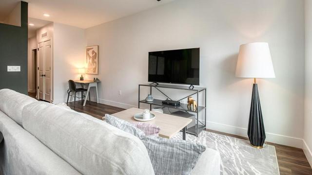 Landing Modern Apartment with Amazing Amenities (ID7631X31)