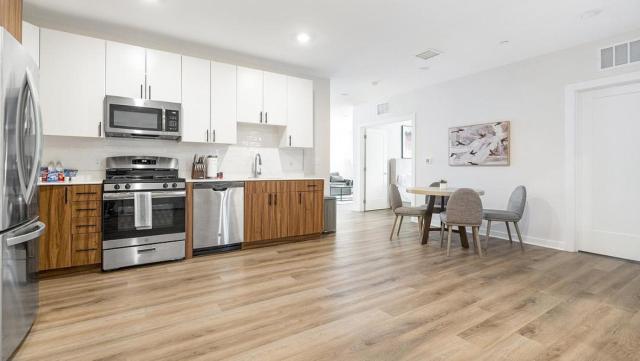 Landing Modern Apartment with Amazing Amenities (ID1971X10)