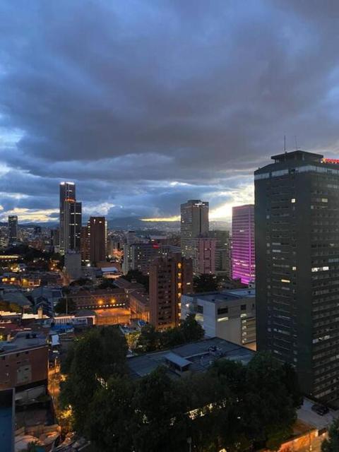 Loft con vista 180° en Centro Internacional 1224
