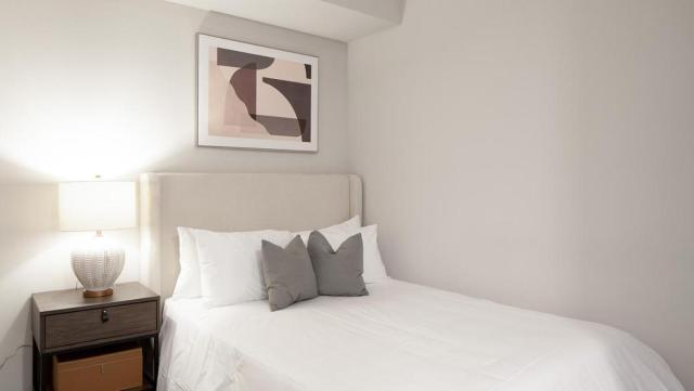 Landing - Modern Apartment with Amazing Amenities (ID8293X73)