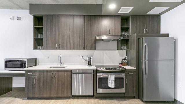Landing - Modern Apartment with Amazing Amenities (ID7094X61)