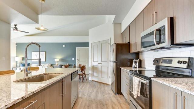 Landing - Modern Apartment with Amazing Amenities (ID6610)