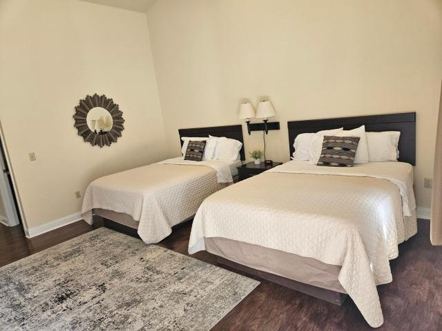 Sunset Cottage Motel Rooms