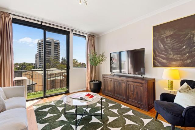 Stunning 3BR Perth Penthouse