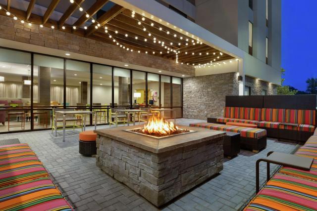 Home2 Suites by Hilton New Brunswick, NJ