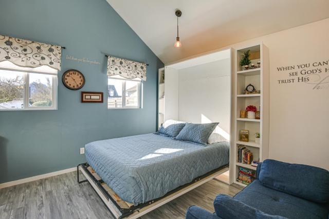 7 Mi to Dtwn Eugene! Cozy Studio in Springfield