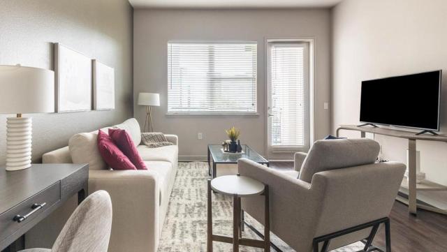 Landing Modern Apartment with Amazing Amenities (ID9245X93)