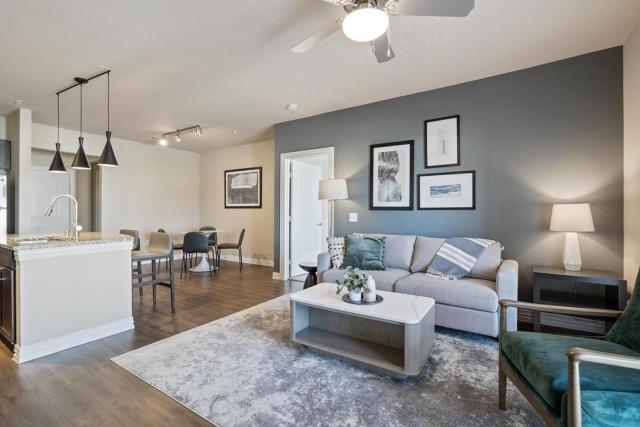 Landing Modern Apartment with Amazing Amenities (ID3876)