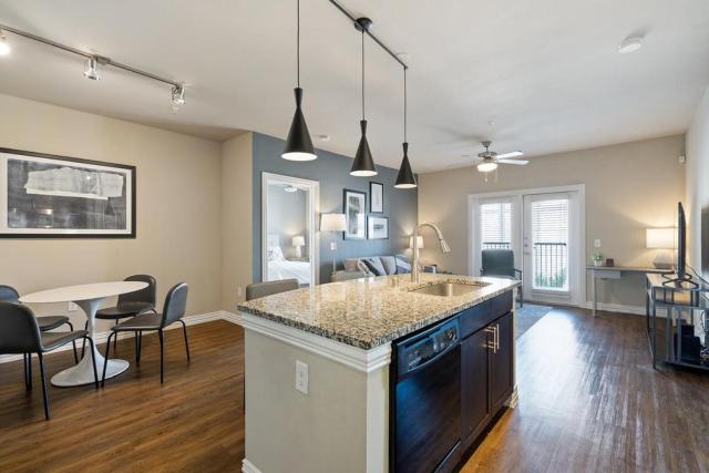 Landing Modern Apartment with Amazing Amenities (ID3876)