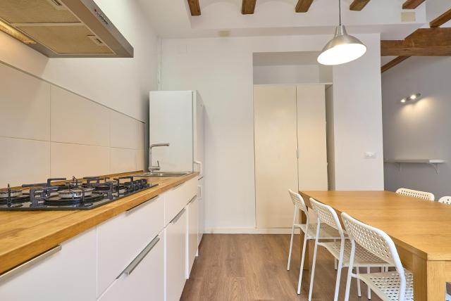 Apartamento minimalista en Matemático Marzal