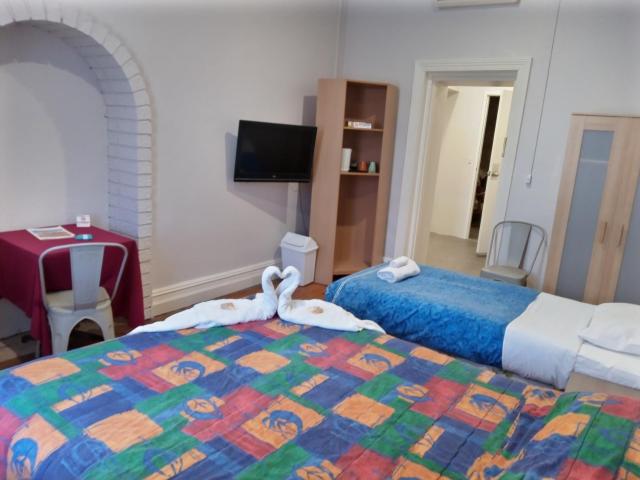 Austral Inn