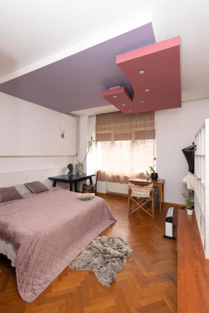 Central Retro Vintage Hostel