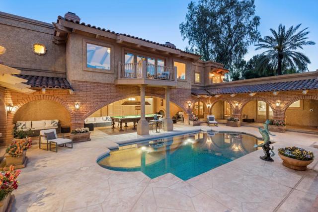 Ethereal Corner Ritz Carlton Grand Estate Golf Mountains Jacuzzi Sauna Theater Gym