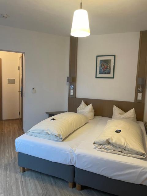 Waldhotel Felsentor