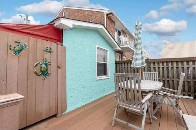Cozy Margate Cottage - 3 blocks to the Beach