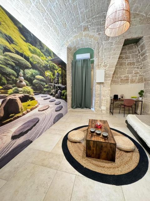 AMALE' SUITE 10 GIAPPONE