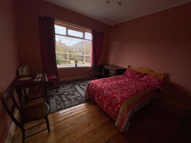 Lovely double room in very good area