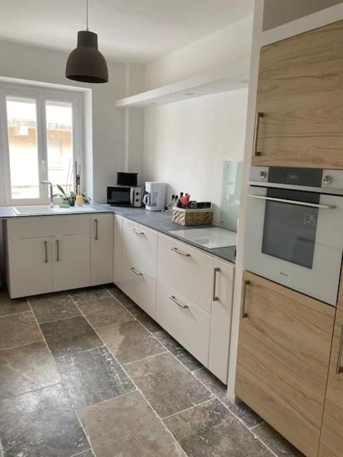 Charmant appartement-20 min Lyon-proche Aéroport-Eurexpo