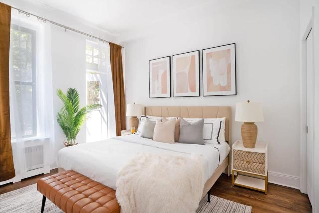 91-1D 3BR 2baths Duplex with a Private Back yard - GYM