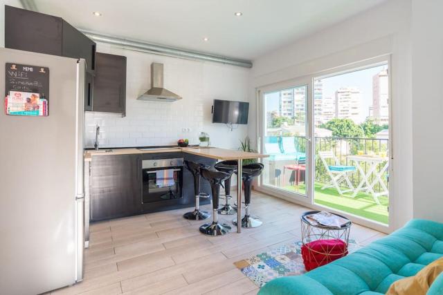 Sea view Apartment w/ 2 rooms, Beach: 1 minute