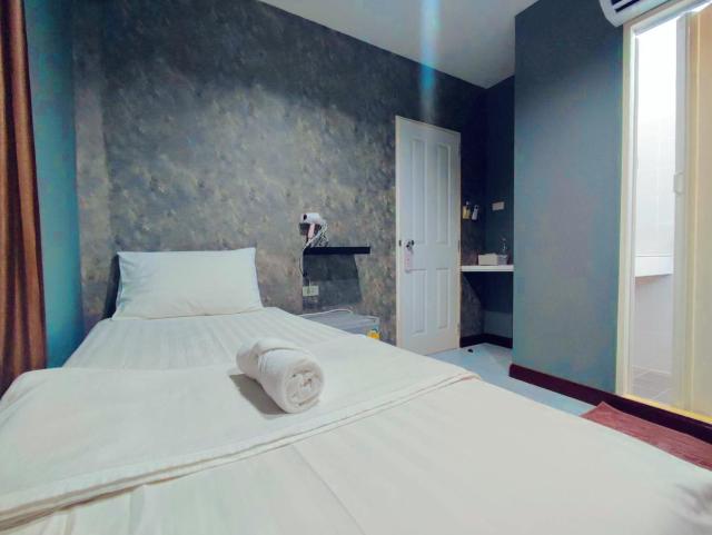 KS HOUSE