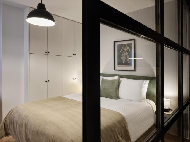 Sunny and Comfy 2bd Apt in Kolonaki