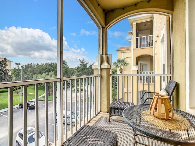 Windsor Hills Mickey Mouse Condo, 2.5mi Disney
