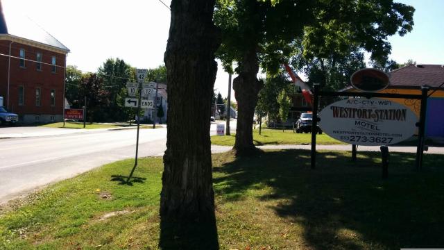 Westport Station Motel