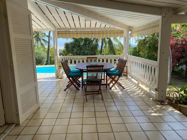 Villa Baleine Bleue piscine&vue