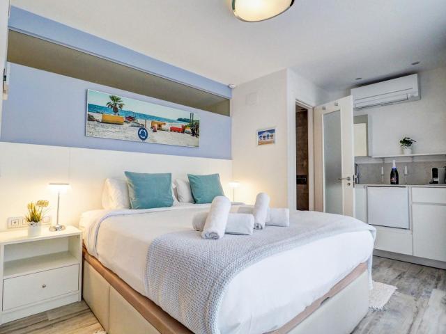 Blue Serenity by Hello Homes Sitges